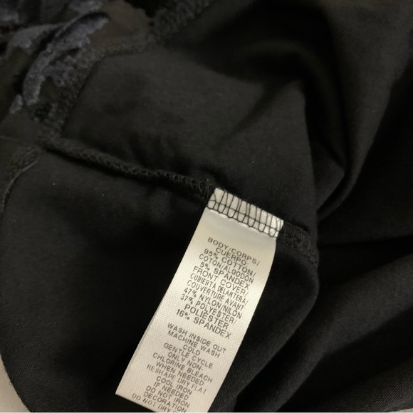 LOFT OUTLET. Black Floral Velvet Print Cami/ Tank Top-Small- Adjustable Straps - Picture 8 of 11